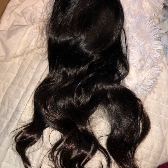 Wig - Picture 2 of 4